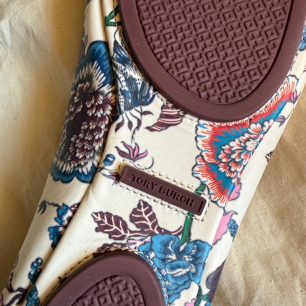 Tory Burch Floral Print Flats - Multicolor - Picture 6 of 6